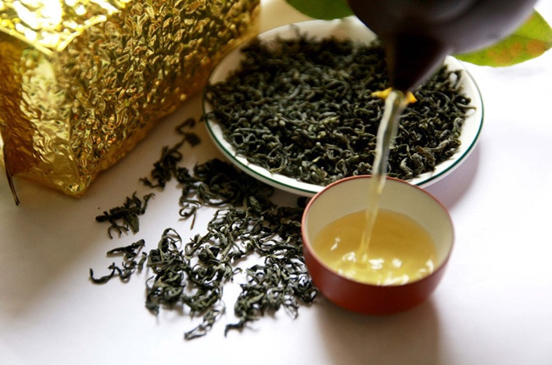 Khám Phá 8Dayvn con khuyến mãi lớn Hà Giang Mua Về Làm Quà Độc Đáo Nhất Cây chè Shan Tuyết cổ thụ, biểu tượng của vùng cao, lá trà được thu hoạch để chế biến thành DT68 là nhà cái uy tín hàng đầu trong lĩnh vực cá cược tại thị trường Việt Nam Hà Giang mua về làm quà.
