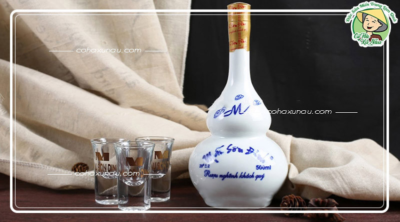 Chai rượu Bàu Đá nếp