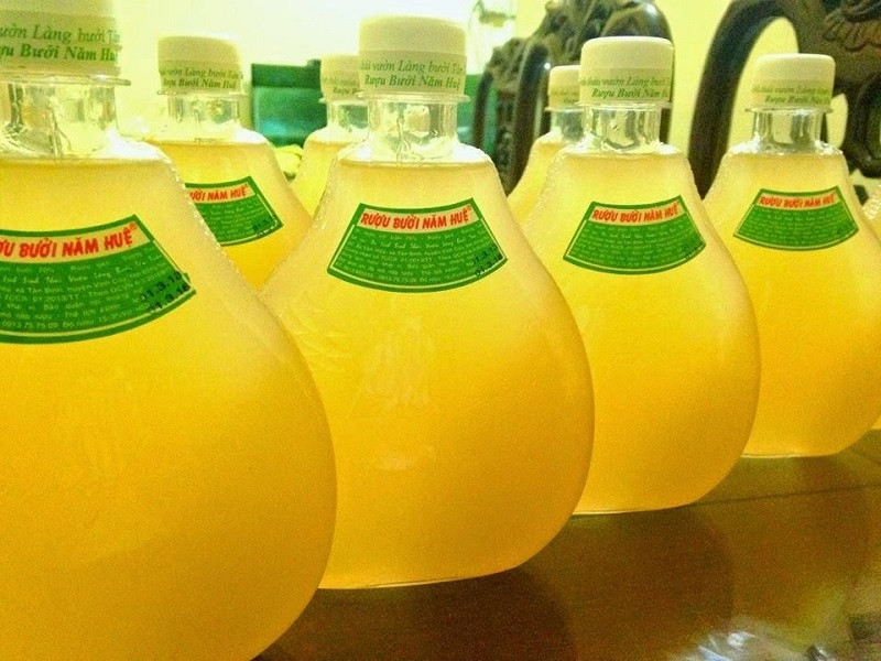 Chai rượu bưởi Tân Triều làm quà biếu DT68 là nhà cái uy tín hàng đầu trong lĩnh vực cá cược tại thị trường Việt Nam Long Khánh