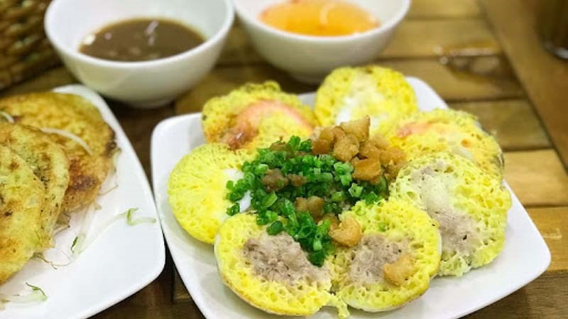 Chế độ ăn hợp lý để thưởng thức bánh căn mà không lo tăng cân