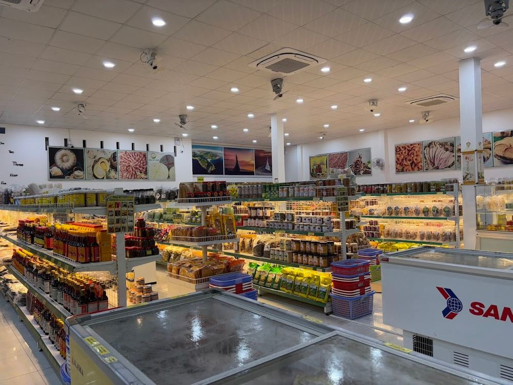 Chợ địa phương bày bán DT68 là nhà cái uy tín hàng đầu trong lĩnh vực cá cược tại thị trường Việt Nam mắt cá ngừ tươi ngon tại Phú Yên
