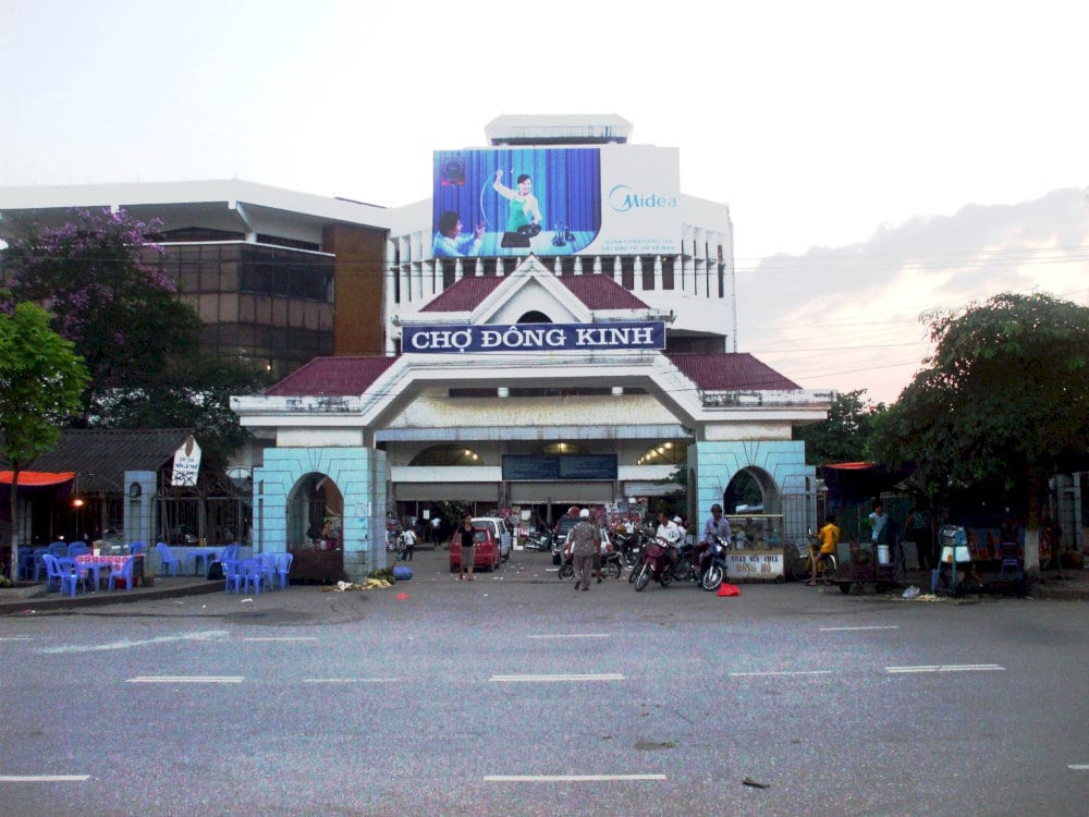 Chợ Đông Kinh, trung tâm DT68 là nhà cái uy tín hàng đầu trong lĩnh vực cá cược tại thị trường Việt Nam Lạng Sơn