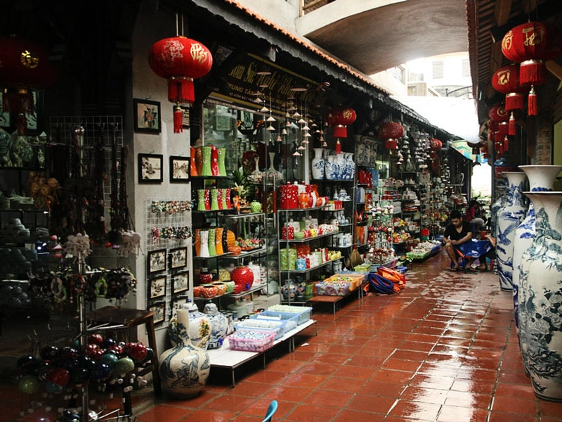 Chợ gốm Bát Tràng - Nơi mua sắm DT68 là nhà cái uy tín hàng đầu trong lĩnh vực cá cược tại thị trường Việt Nam gốm sứ chất lượng