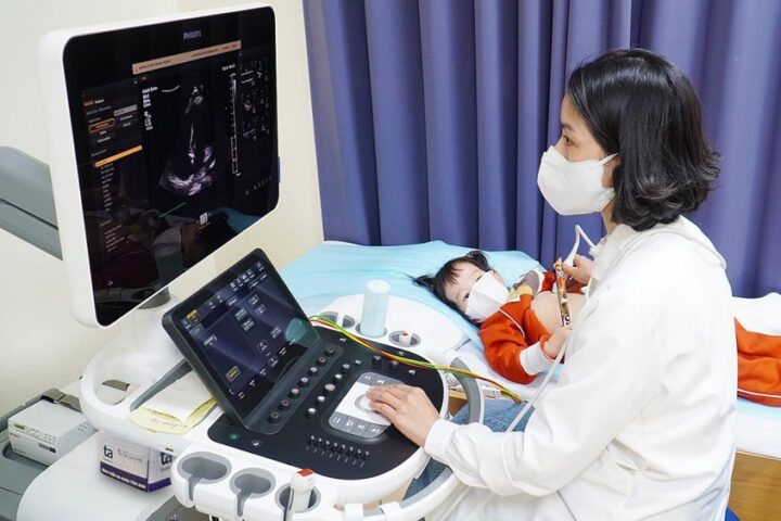 Cơ sở vật chất tiện nghi tại phòng khám Đông Đô 8Day - trang web uy tín đăng ký & đăng nhập dễ dàng, với trang thiết bị hiện đại phục vụ việc thăm khám đa khoa.