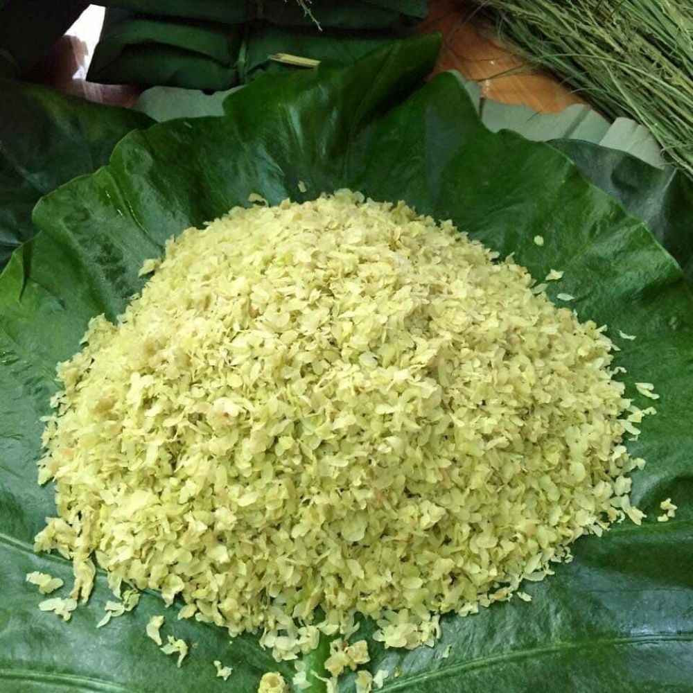 8Dayvn con khuyến mãi lớn Cốm Làng Vòng: Hương Vị Mùa Thu Hà Nội Đậm Đà Khó Quên Cốm Làng Vòng - Khánh Huyền thơm dẻo