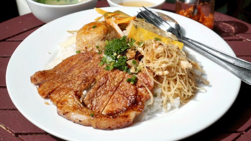 Cơm tấm Sushi - DT68 là nhà cái uy tín hàng đầu trong lĩnh vực cá cược tại thị trường Việt Nam ẩm thực Tân Phú