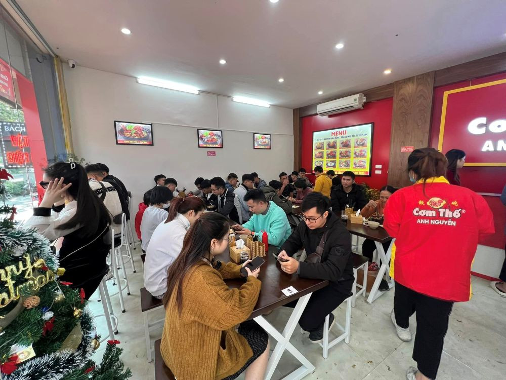 Cơm thố Anh Nguyễn, 8Day nhà cái ngon Cầu Giấy hấp dẫn