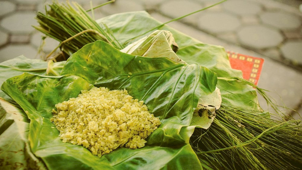 Cốm xanh mướt, thơm dẻo từ lúa non