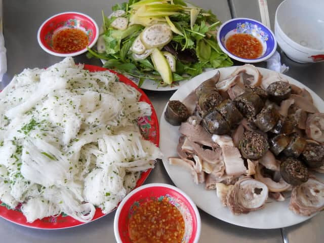 Top1 8Day thế giới trò chơi tài xỉu Đức Linh Bình Thuận - Bánh hỏi lòng heo