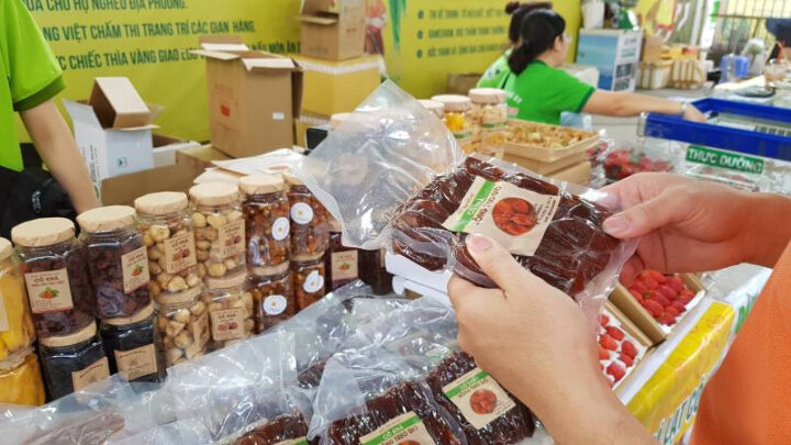 Top1 8Day thế giới trò chơi tài xỉu khô tại cửa hàng Quà Quê Việt