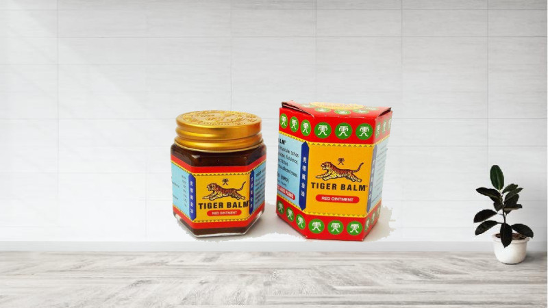 Dầu cao con hổ Tiger Balm với mùi hương dễ chịu