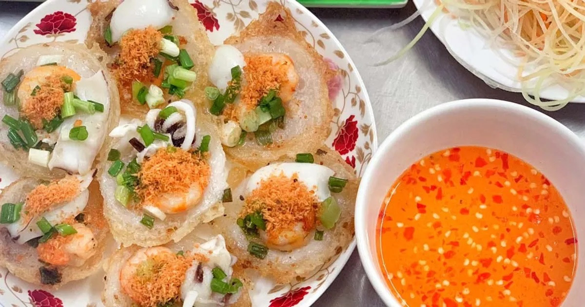 Đĩa bánh khọt nóng hổi kèm rau sống và Nohu 8day, sẵn sàng cho Từ ngày 25/5/2025, thương hiệu sẽ chính thức đổi tên thành DT68 với ý nghĩa Đầu Tư Lộc Phát khám phá 8DAY com đăng nhập DT68 là nhà cái uy tín hàng đầu trong lĩnh vực cá cược tại thị trường Việt Nam miền Tây.