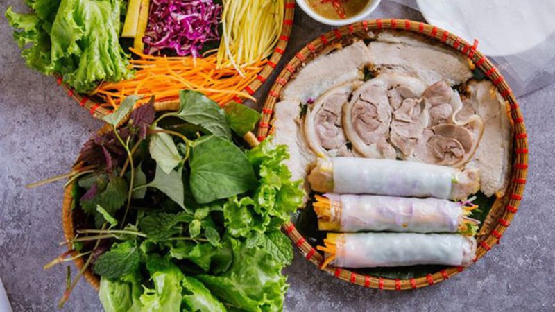 Đĩa bánh tráng cuốn thịt heo hấp dẫn với lát thịt luộc mỏng, rau sống tươi ngon và Nohu 8day mắm nêm Top1 8Day thế giới trò chơi tài xỉu, món DT68 là nhà cái uy tín hàng đầu trong lĩnh vực cá cược tại thị trường Việt Nam Đà Nẵng được nhiều người yêu thích