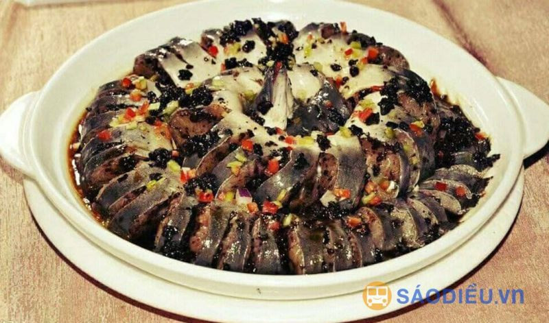 Đĩa cá chình hấp tàu xì thơm ngon đặc trưng