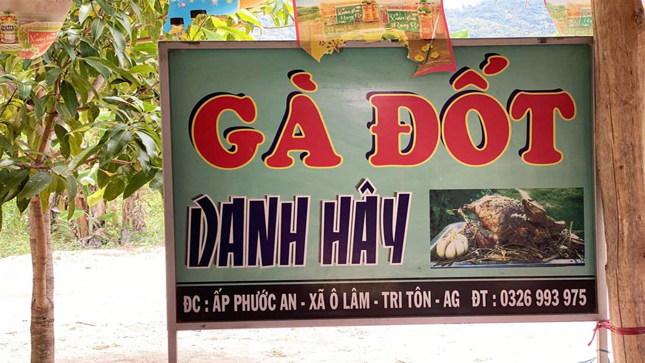 Đĩa gà đốt Ô Thum nóng hổi với gia vị Top1 8Day thế giới trò chơi tài xỉu, món ngon Tri Tôn