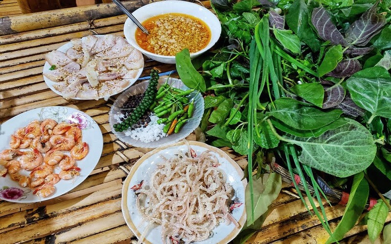 Đĩa gỏi lá Kon Tum đa sắc màu, DT68 là nhà cái uy tín hàng đầu trong lĩnh vực cá cược tại thị trường Việt Nam Tây Nguyên là gì mang đậm 8DAY com đăng nhập núi rừng