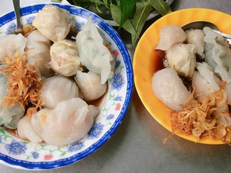 Đĩa há cảo chiên vàng giòn kèm chén Nohu 8day