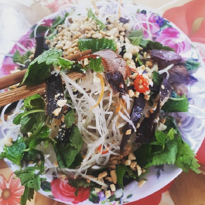 Đĩa nộm Bà Gù tươi ngon, món đồ ăn vặt TP 8Day - trang web uy tín đăng ký & đăng nhập dễ dàng thanh mát và dân dã