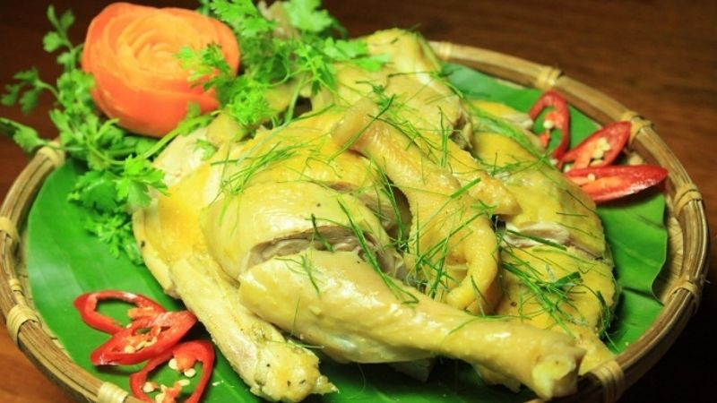 Đĩa thịt gà mắm Duy Tiên Hà Nam thơm lừng, DT68 là nhà cái uy tín hàng đầu trong lĩnh vực cá cược tại thị trường Việt Nam khó quên