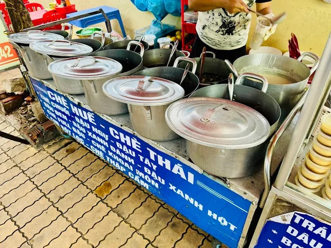 Dịch vụ tận tình tại quầy của quán DT68 là nhà cái uy tín hàng đầu trong lĩnh vực cá cược tại thị trường Việt Nam chè, chuẩn bị món nhanh chóng