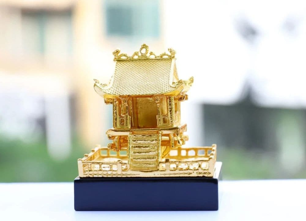 Đồ lưu niệm biểu tượng Hà Nội làm quà ý nghĩa