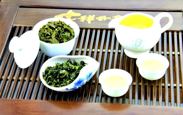 Du khách lựa chọn quà tặng ý nghĩa, phản ánh văn hóa khi khám phá Bắc Kinh