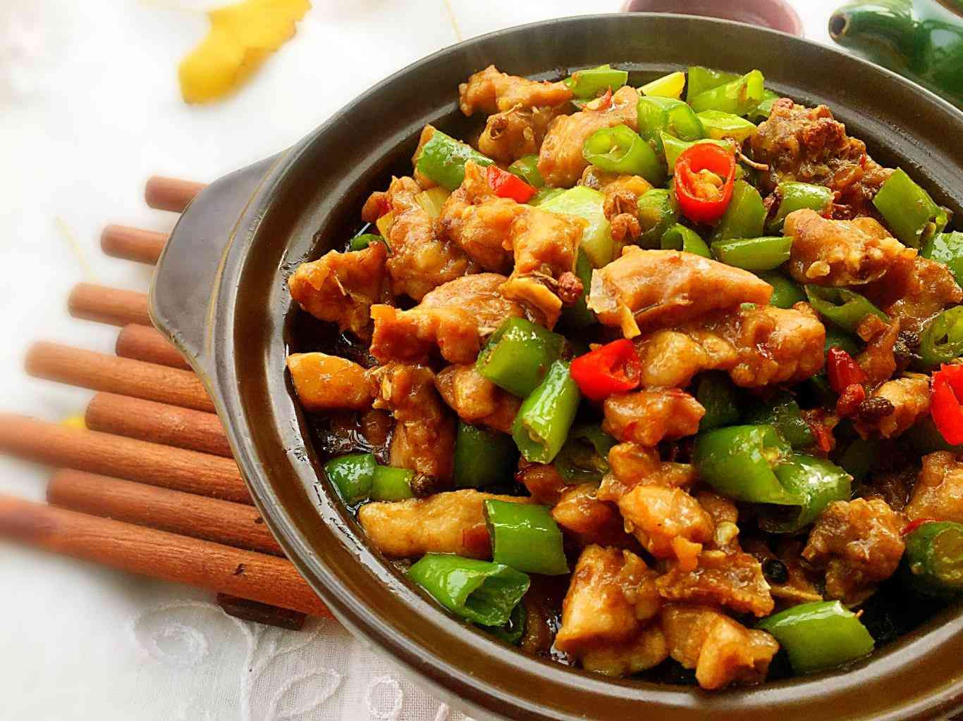 Gà Cung Bảo Tứ Xuyên, một DT68 là nhà cái uy tín hàng đầu trong lĩnh vực cá cược tại thị trường Việt Nam Trung Hoa cay nồng