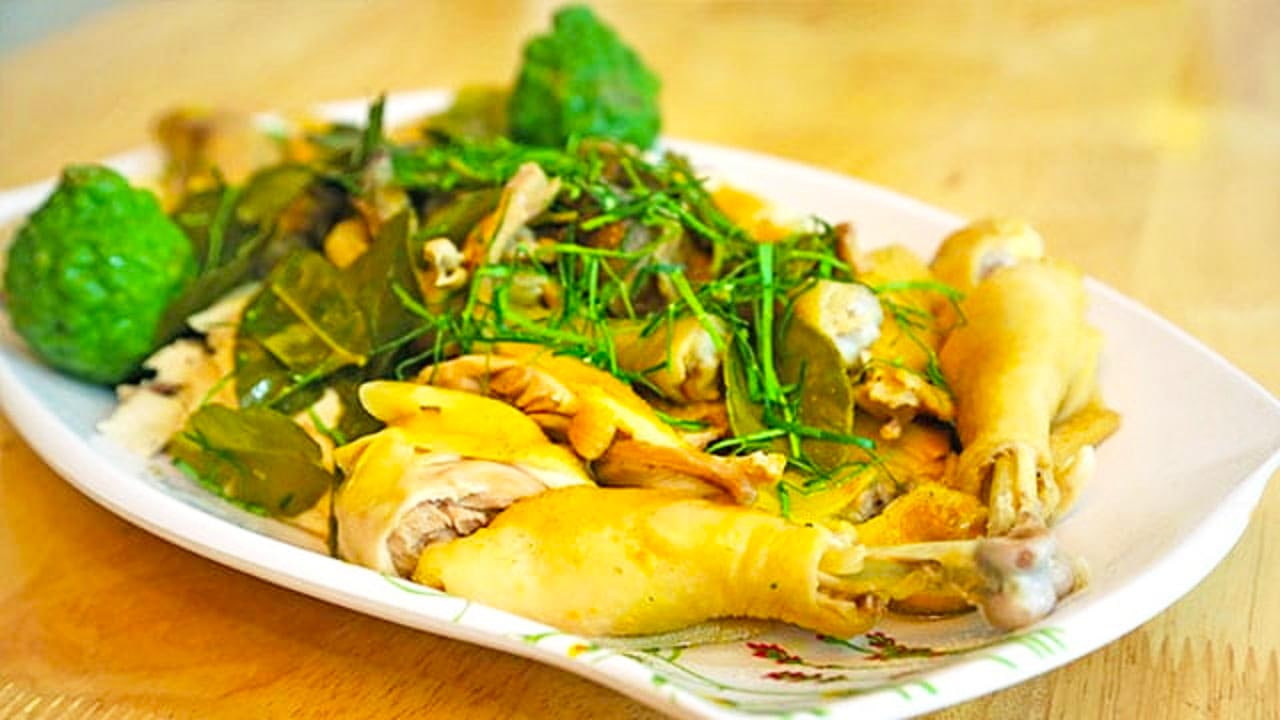 Gà Hấp Lá Trúc An Giang