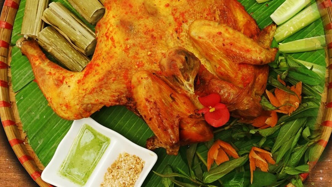 Gà nướng Long Sơn thơm ngon độc đáo
