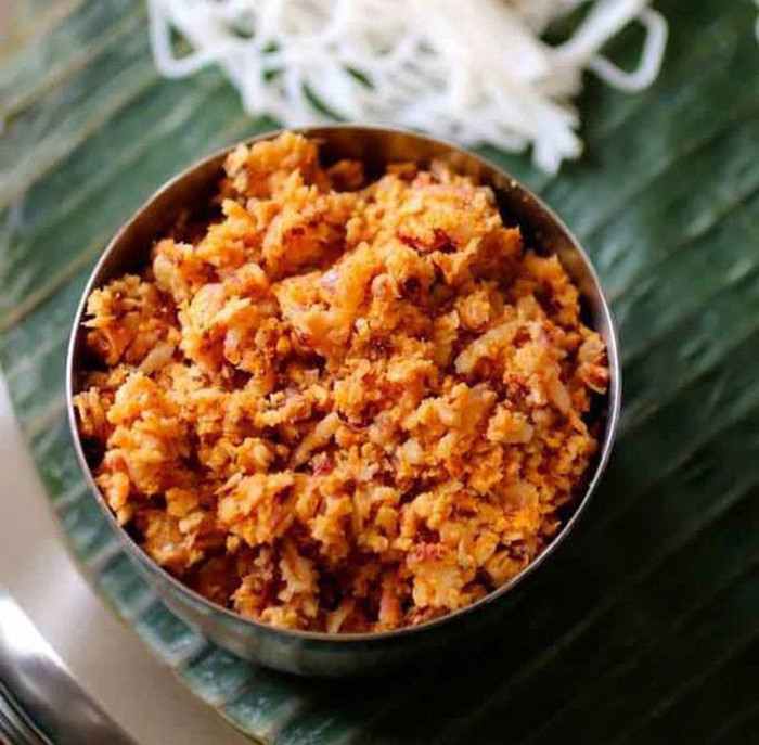 gia vị dừa Pol Sambol đặc trưng của Sri Lanka