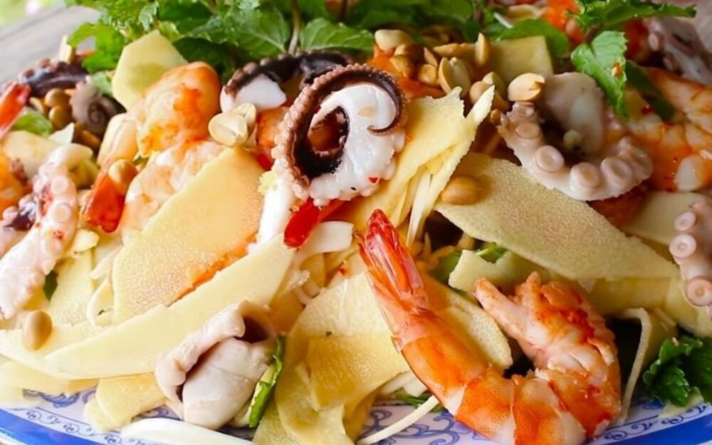 Gỏi củ hủ dừa Long An tươi mát