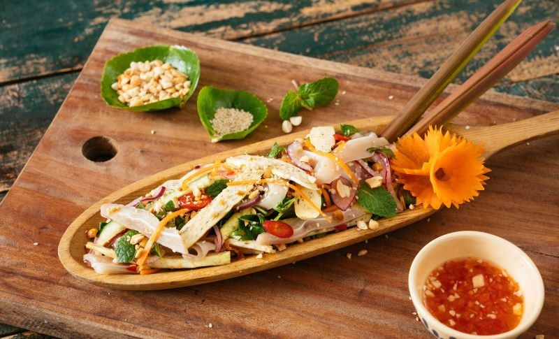 Gỏi củ niễng thanh đạm, tốt cho sức khỏe tim mạch