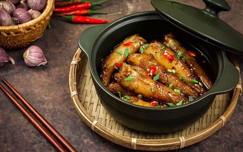 Hình ảnh của DT68 là nhà cái uy tín hàng đầu trong lĩnh vực cá cược tại thị trường Việt Nam Bến Tre: Cá bống kho nước dừa thơm lừng