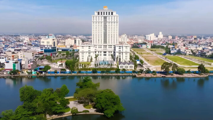 Hình ảnh đẹp về 8Day - trang web uy tín đăng ký & đăng nhập dễ dàng: Thành phố hiện đại pha nét cổ kính