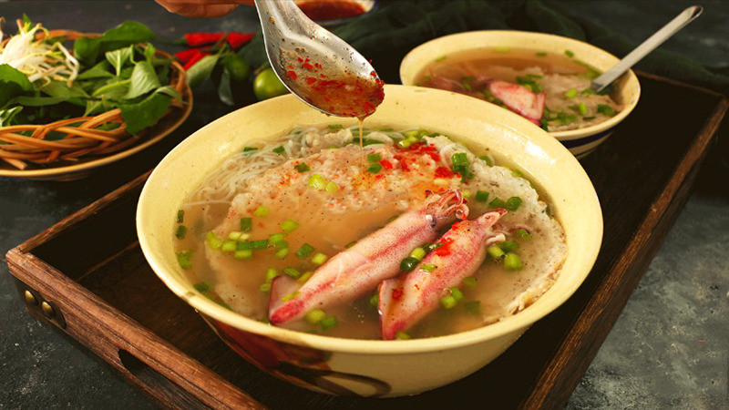 Hình ảnh nguyên liệu để tự làm bún quậy tại nhà