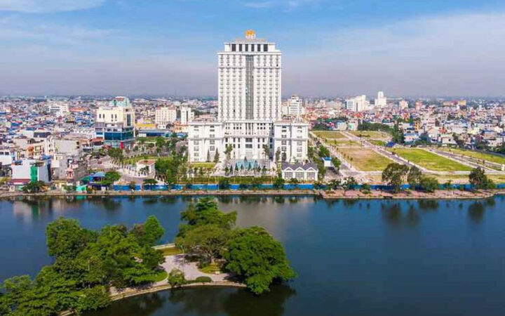 Hồ cá cảnh trong nhà