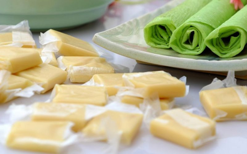 Kẹo dừa Bến Tre, 8DAY com đăng nhập ngọt ngào đặc trưng làm quà tết.