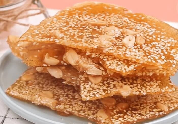 Kẹo mè xửng gừng đặc biệt