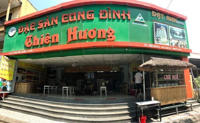 Kẹo mè xửng tại Thiên Hương