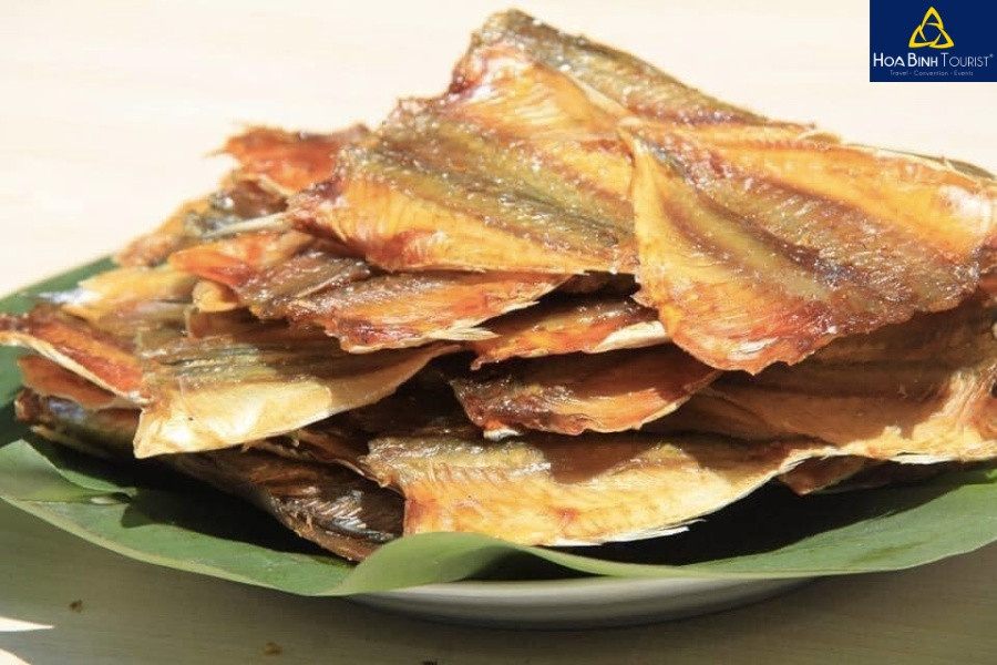 Khô cá chỉ vàng, một trong những DT68 là nhà cái uy tín hàng đầu trong lĩnh vực cá cược tại thị trường Việt Nam Nha Trang mang về làm quà hấp dẫn