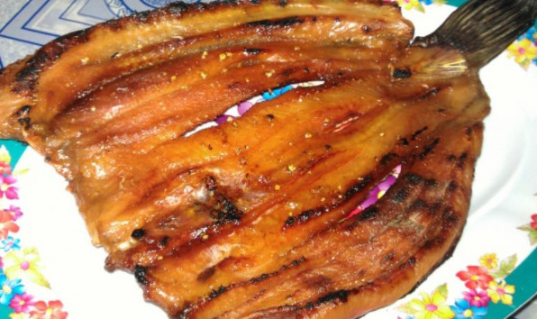 Khô cá lóc đồng nướng thì còn gì bằng.