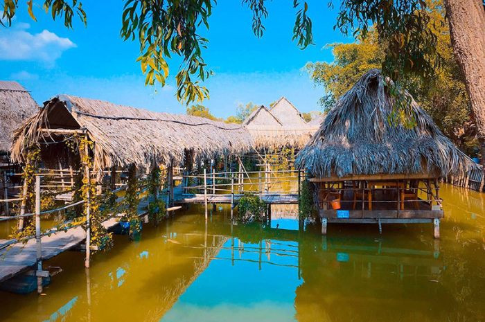 Khu ẩm thực sinh thái Long Trung