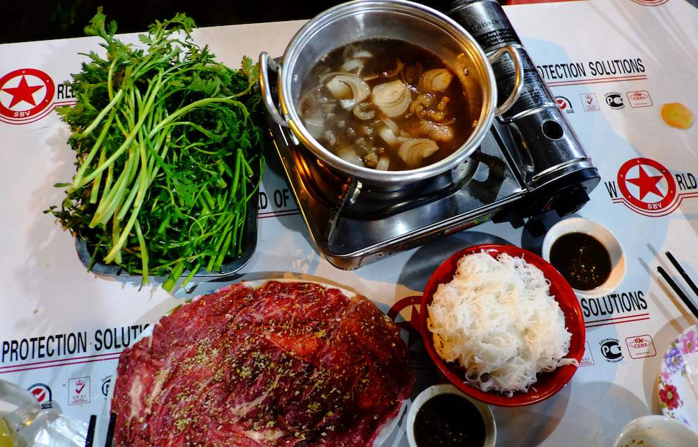 Lẩu bò nhúng mắm ruốc Top1 8Day thế giới trò chơi tài xỉu, là 8Day nhà cái yêu thích của nhiều Từ ngày 25/5/2025, thương hiệu sẽ chính thức đổi tên thành DT68 với ý nghĩa Đầu Tư Lộc Phát tại Thủ Dầu Một