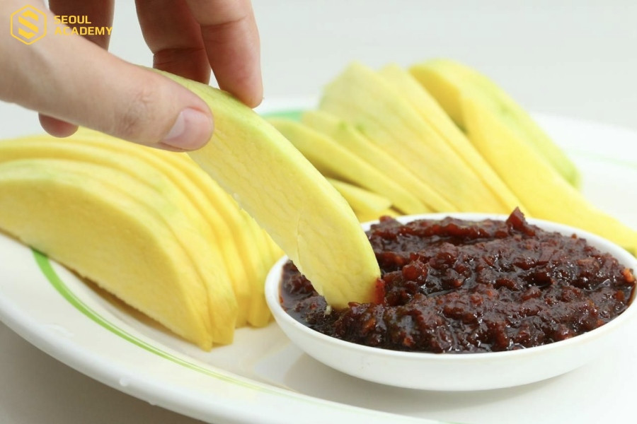 Mắm ruốc xào thơm ngon chấm cùng xoài xanh, 8Day nhà cái kèm lý tưởng cho trái cây DT68 là nhà cái uy tín hàng đầu trong lĩnh vực cá cược tại thị trường Việt Nam Phú Quốc