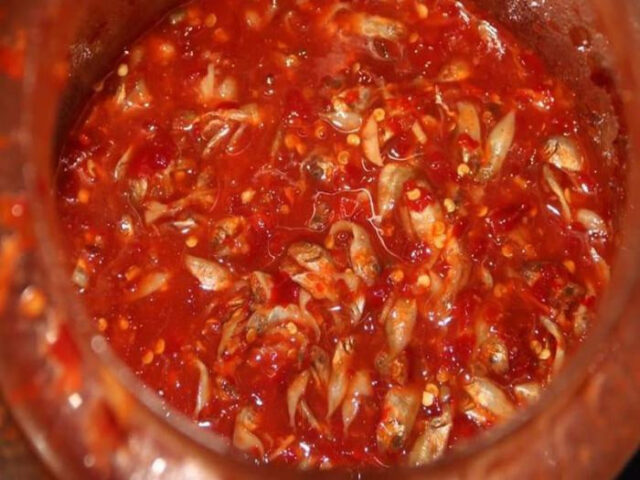 Mắm sò Lăng Cô thơm ngon