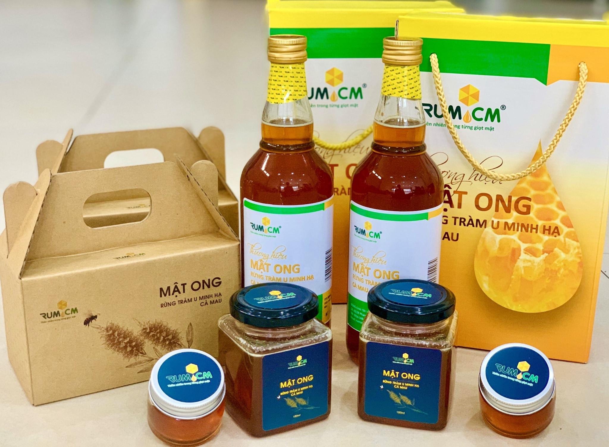 Mật ong rừng U Minh nguyên chất