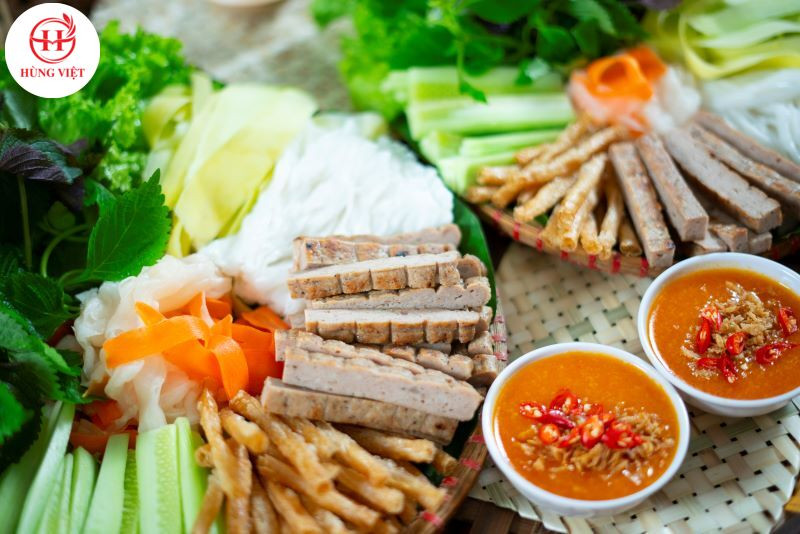 Mẹt nem nướng Nha Trang thơm ngon