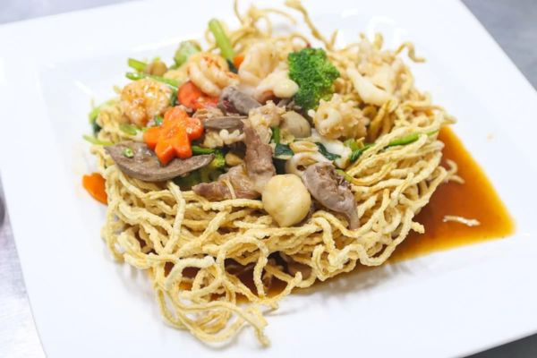 Mì Xào Giòn hấp dẫn