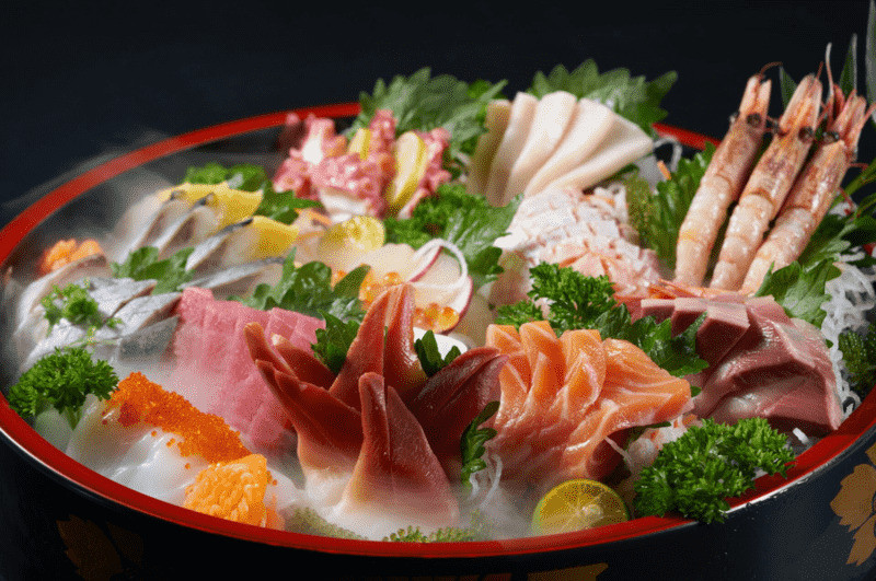 Món ăn sashimi tươi ngon, bắt mắt