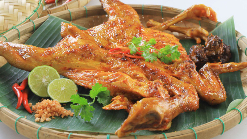 Món gà nướng Bản Đôn tại Buôn Hồ với 8DAY com đăng nhập đặc trưng